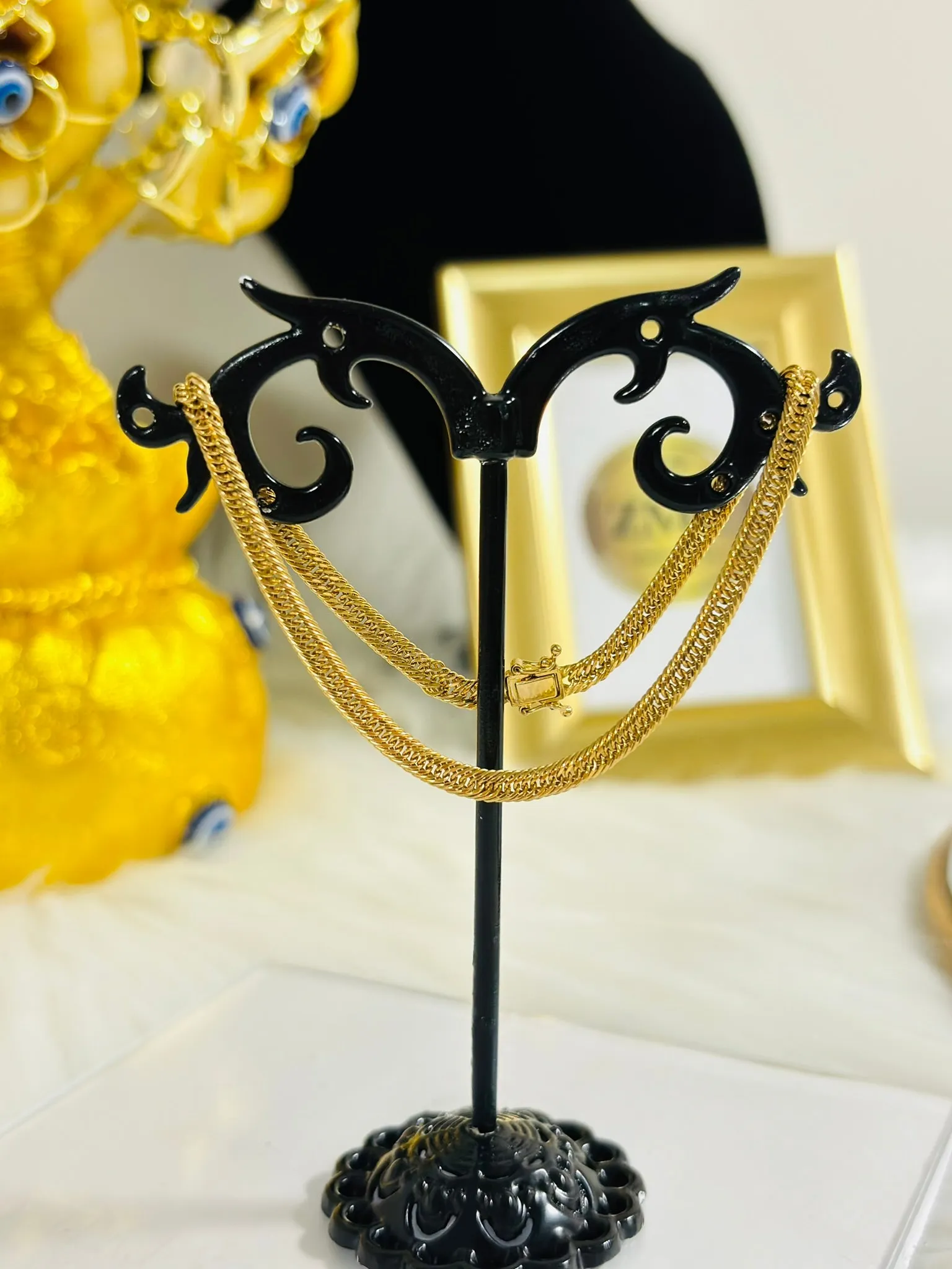 18K Gold Japan Style Triple Lock Bracelet