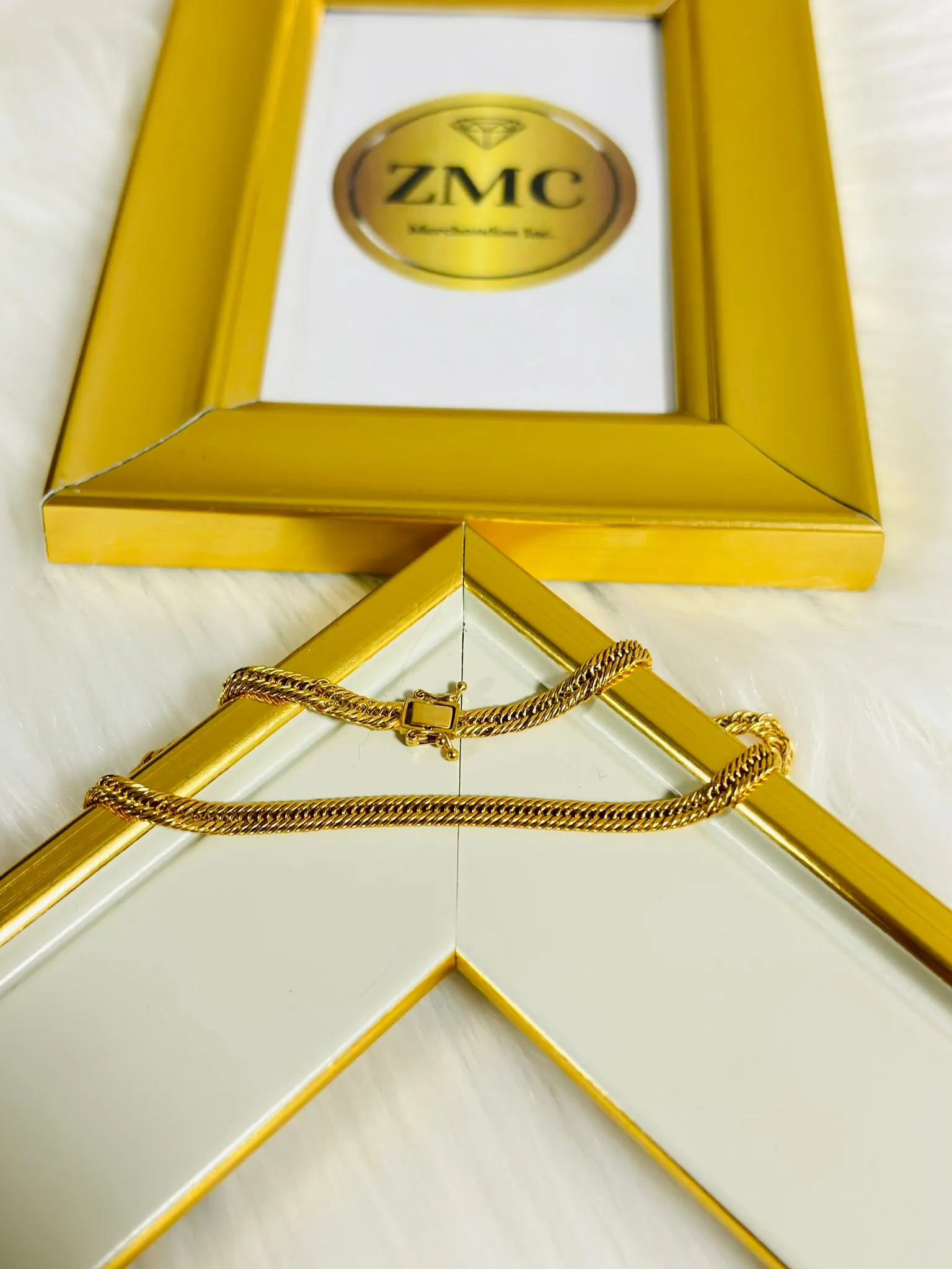 18K Gold Japan Style Triple Lock Bracelet