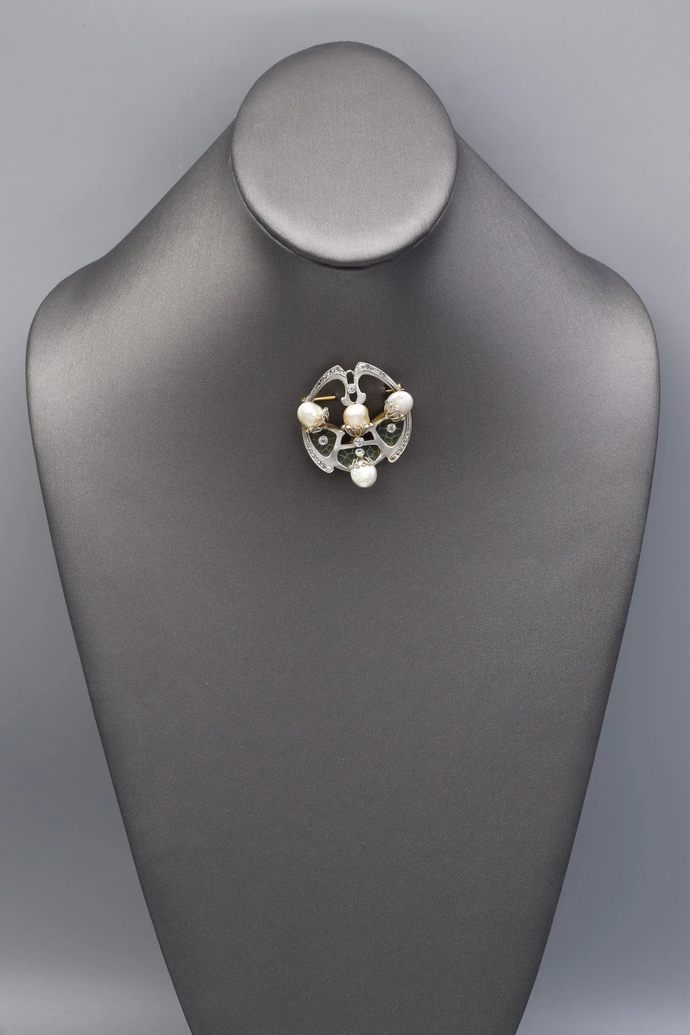 Antique Platinum & 18K Gold Diamond & Sea Pearl Art Deco Brooch Pendant
