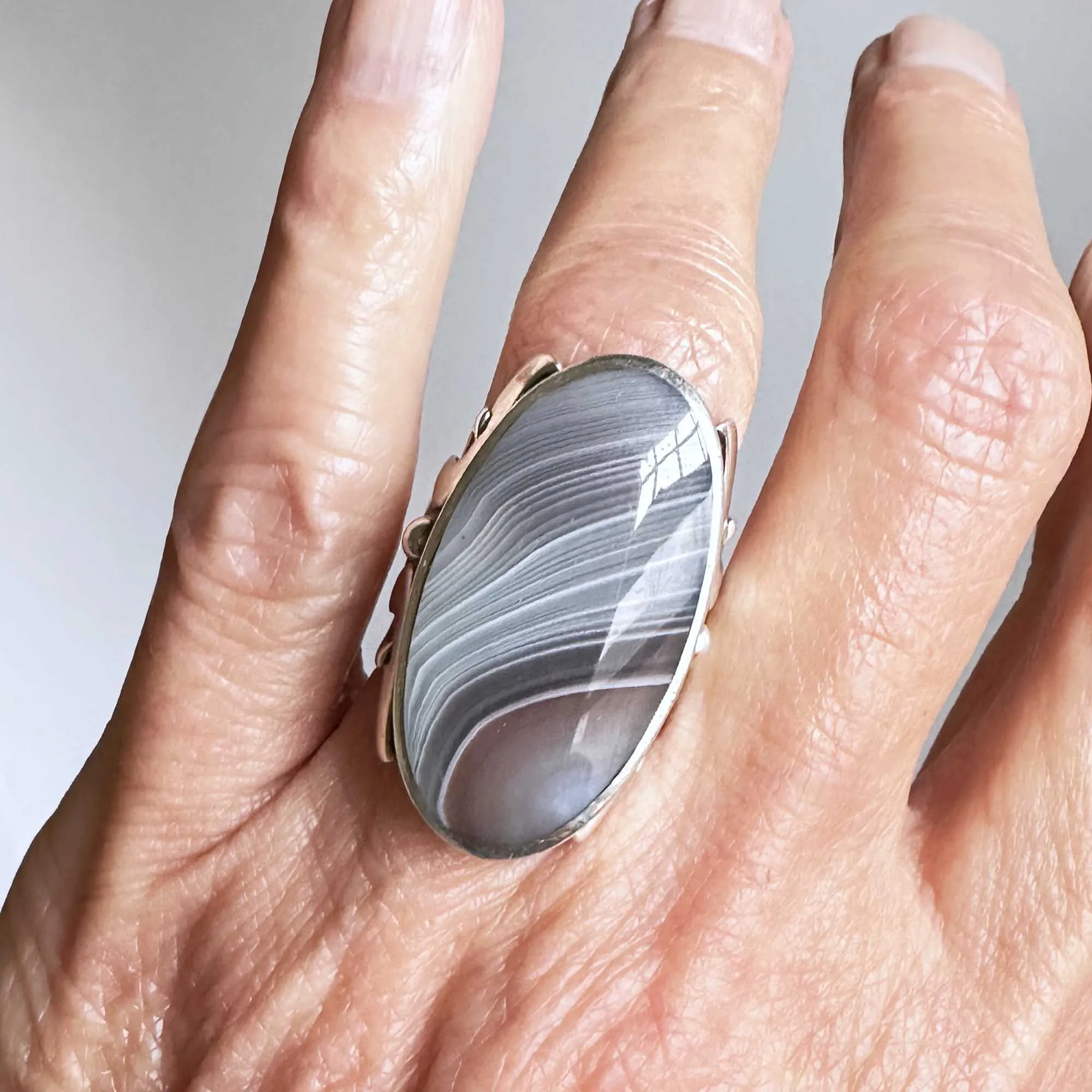 Arts & Crafts Scottish Montrose Agate Ring in Silver