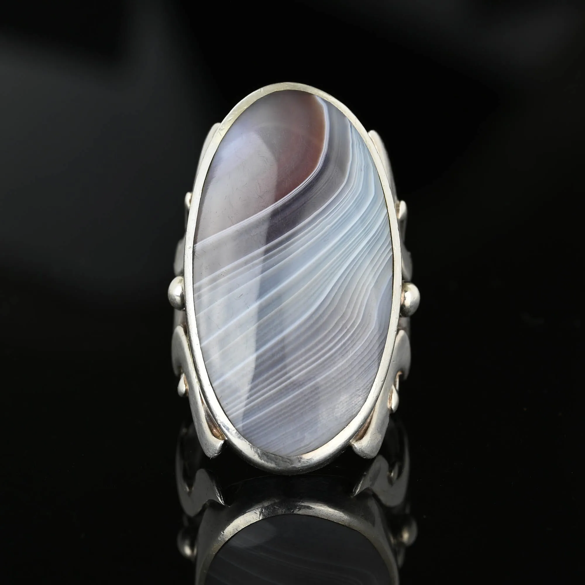 Arts & Crafts Scottish Montrose Agate Ring in Silver