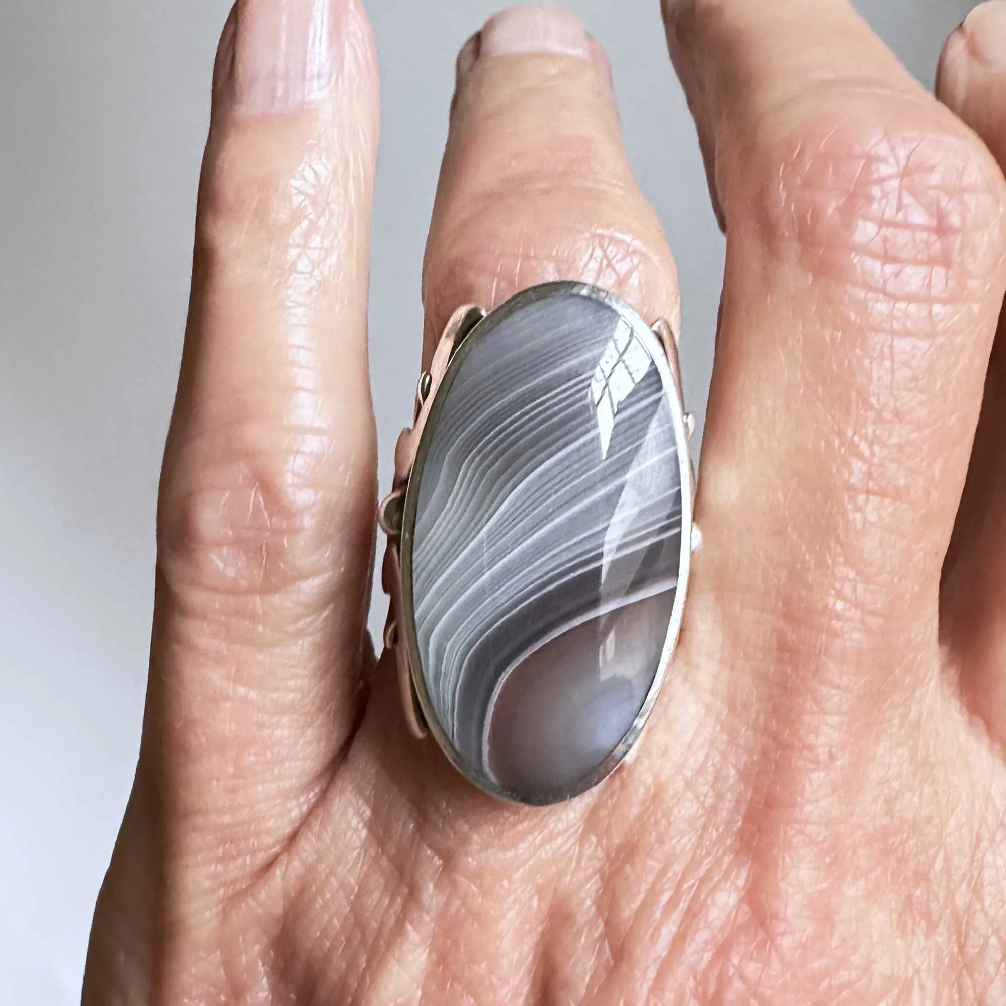 Arts & Crafts Scottish Montrose Agate Ring in Silver