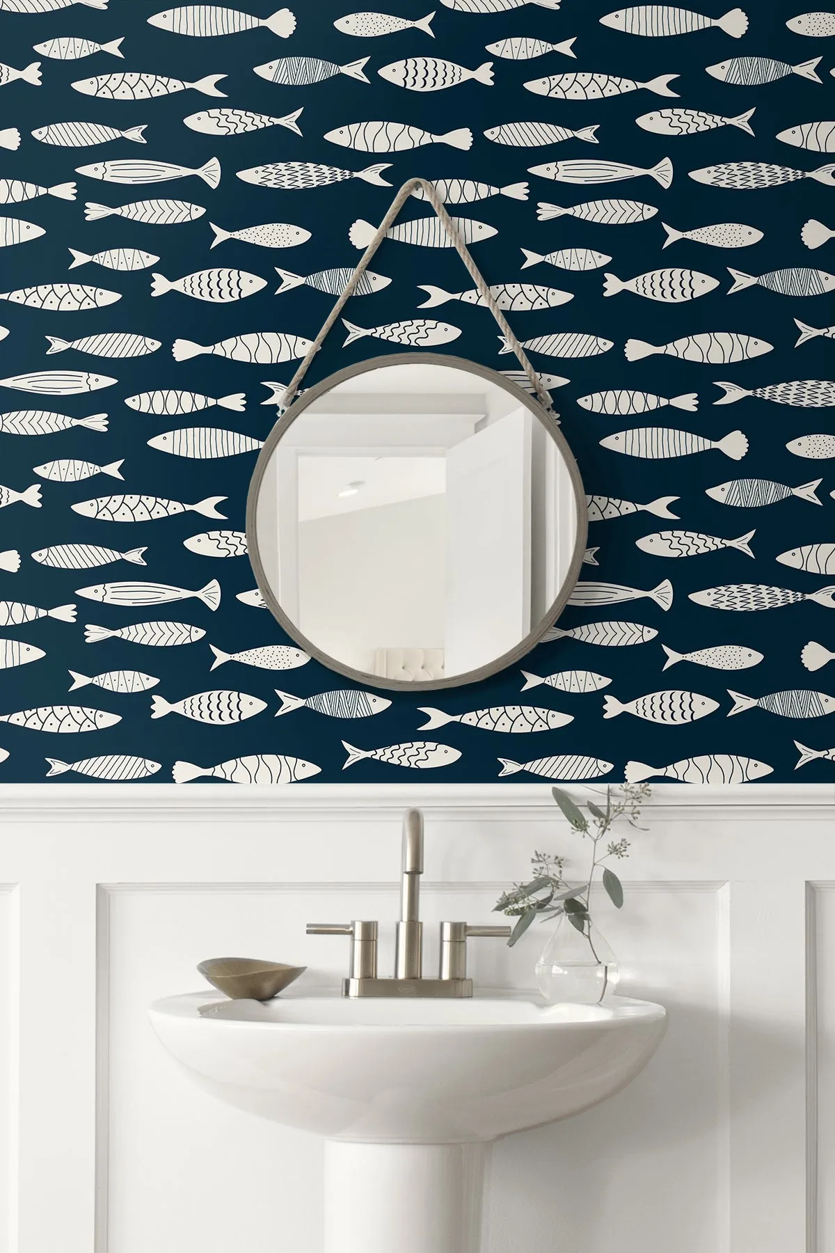Bay Fish Wallpaper in Deep Seas