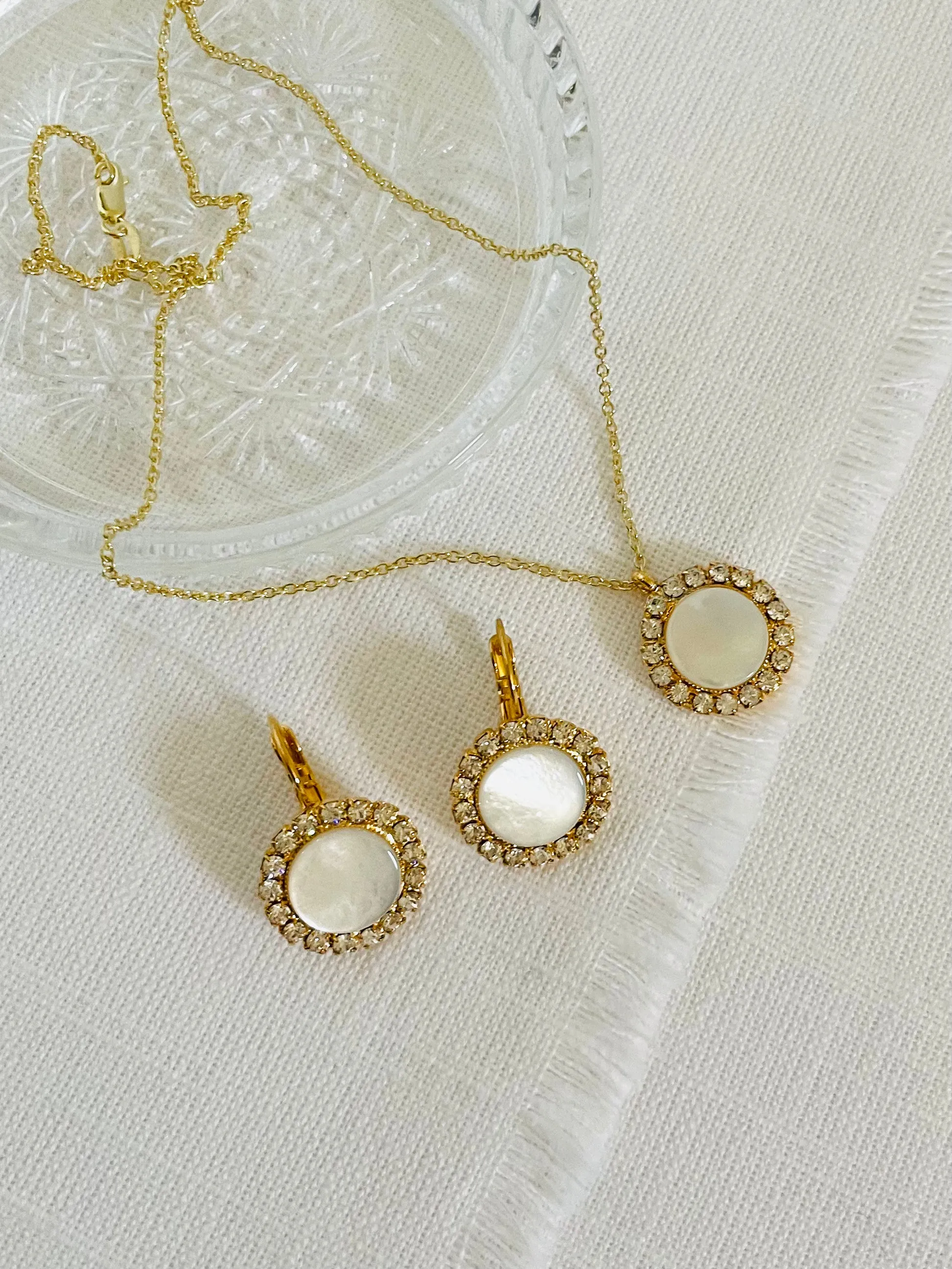 Crystal & Mother of Pearl Necklace