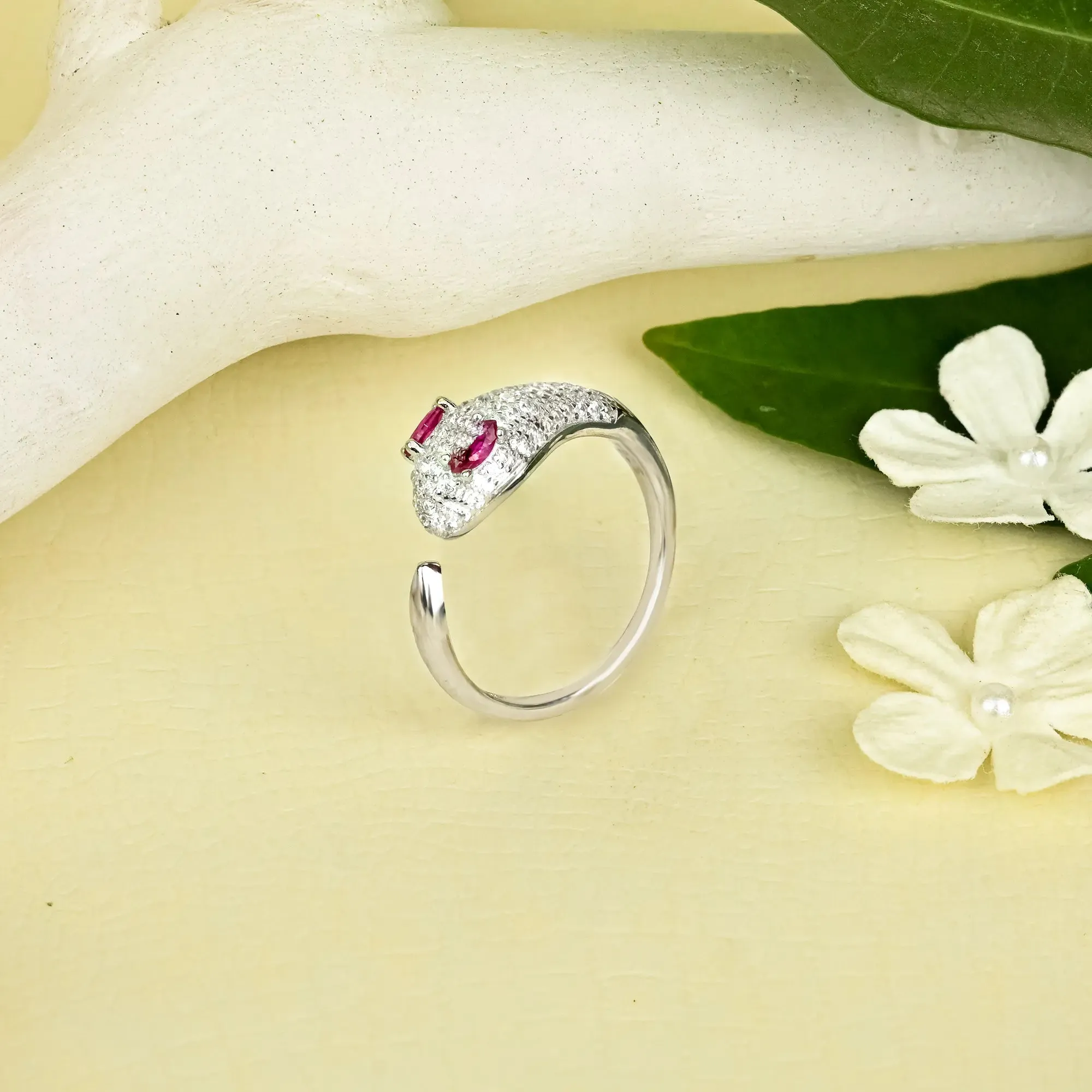Glam Adjustable Ring