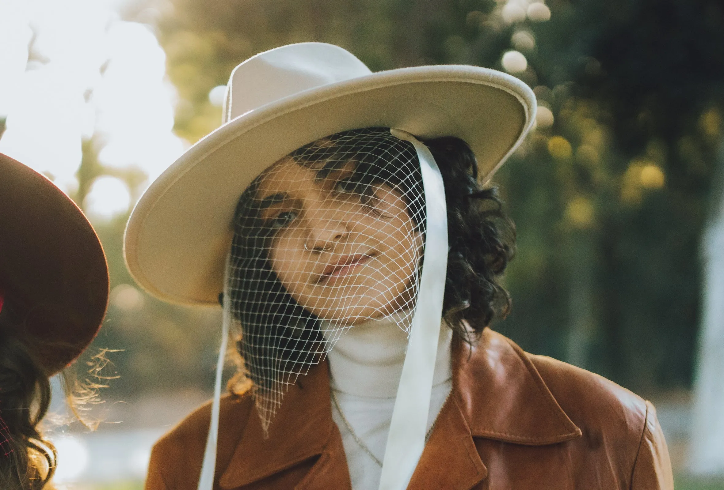 Ivory | Lively Ghosts Veiled Hat