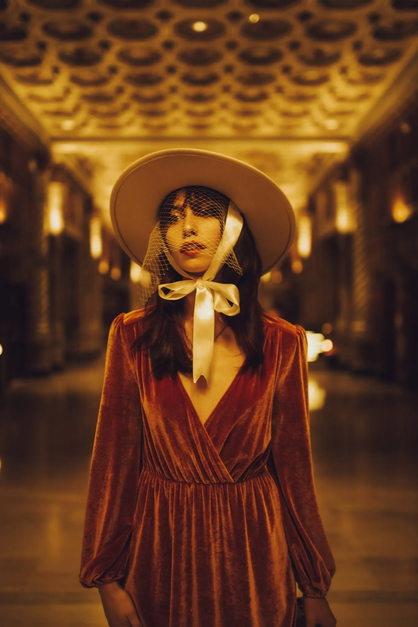 Ivory | Lively Ghosts Veiled Hat