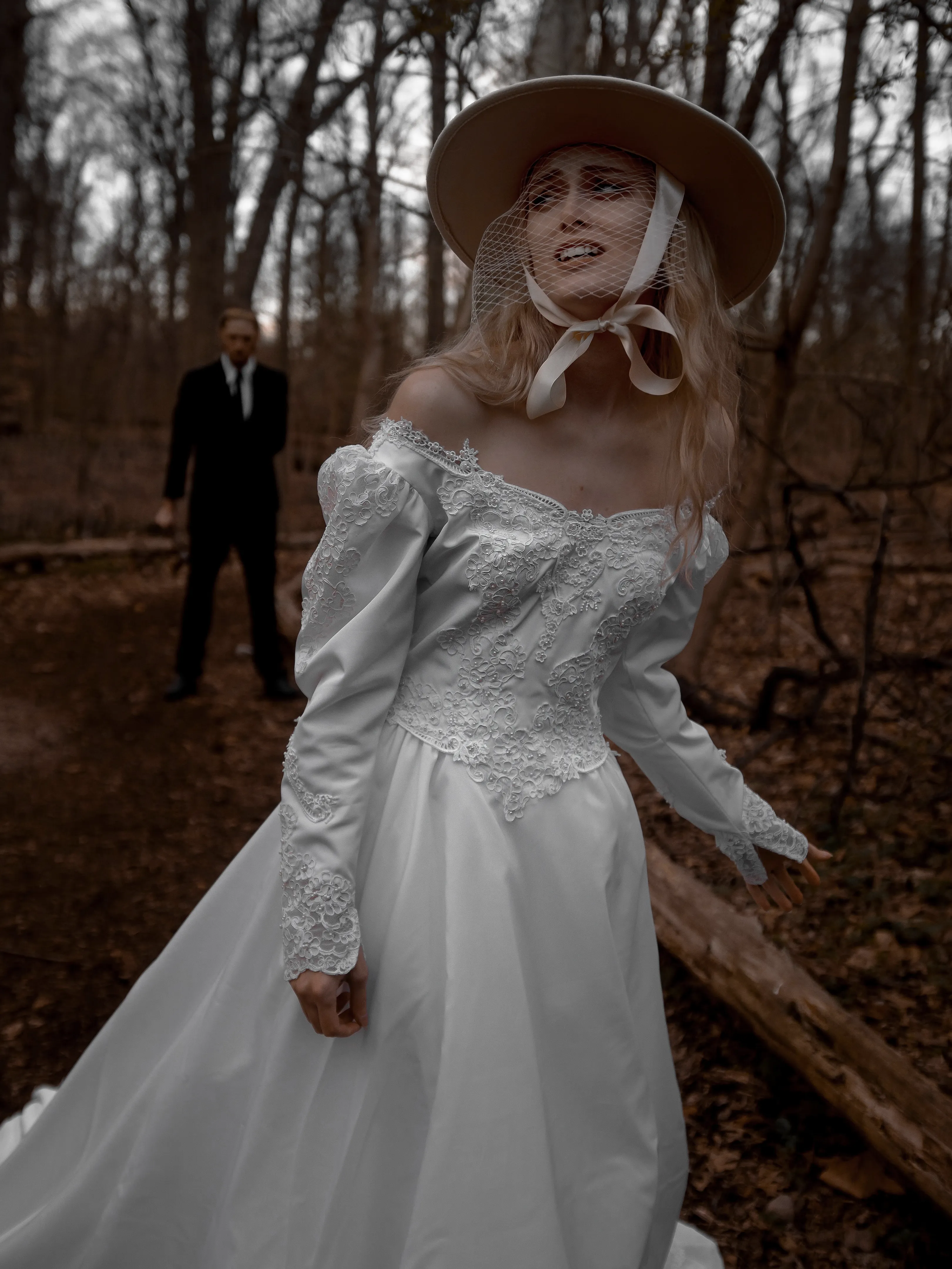 Ivory | Lively Ghosts Veiled Hat