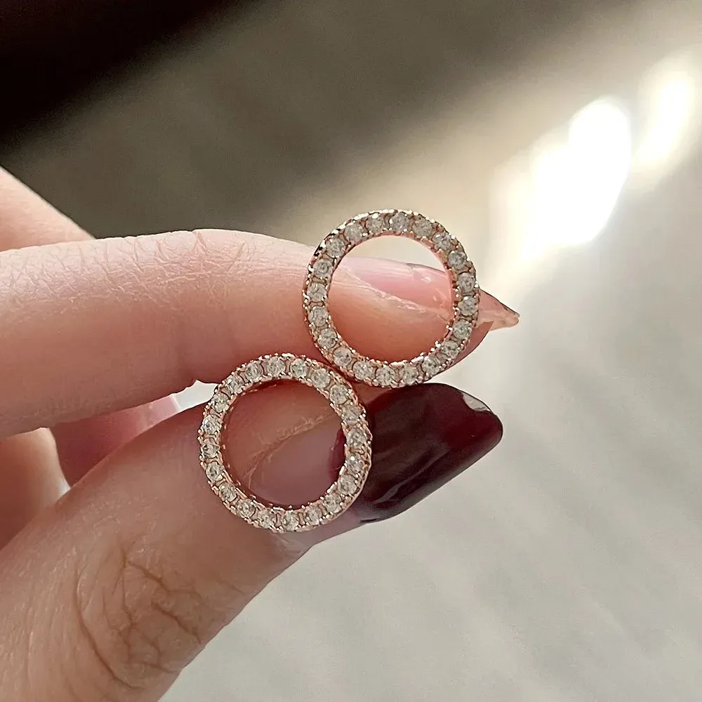 Ne'w Delicate Hollow Out Circle Stud Earrings Full Paved CZ Stone Simple Stylish Women's Earring Daily Collocation Accessories