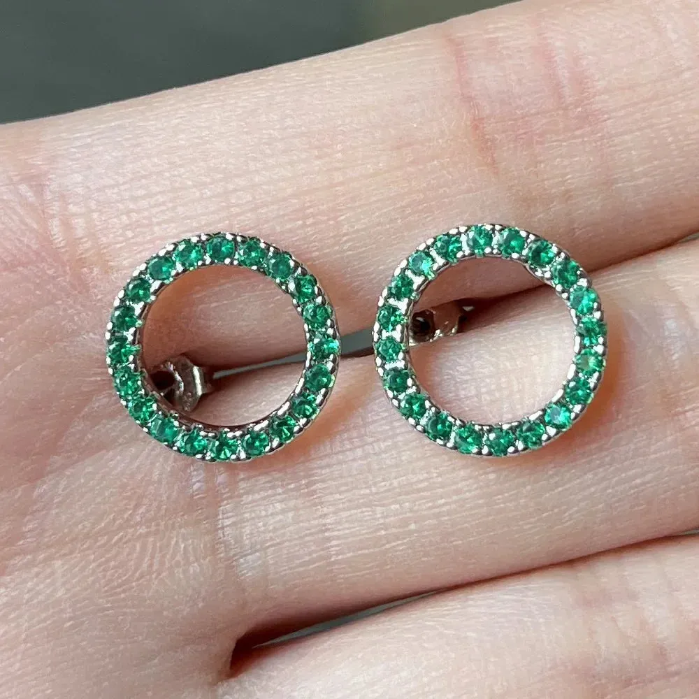 Ne'w Delicate Hollow Out Circle Stud Earrings Full Paved CZ Stone Simple Stylish Women's Earring Daily Collocation Accessories