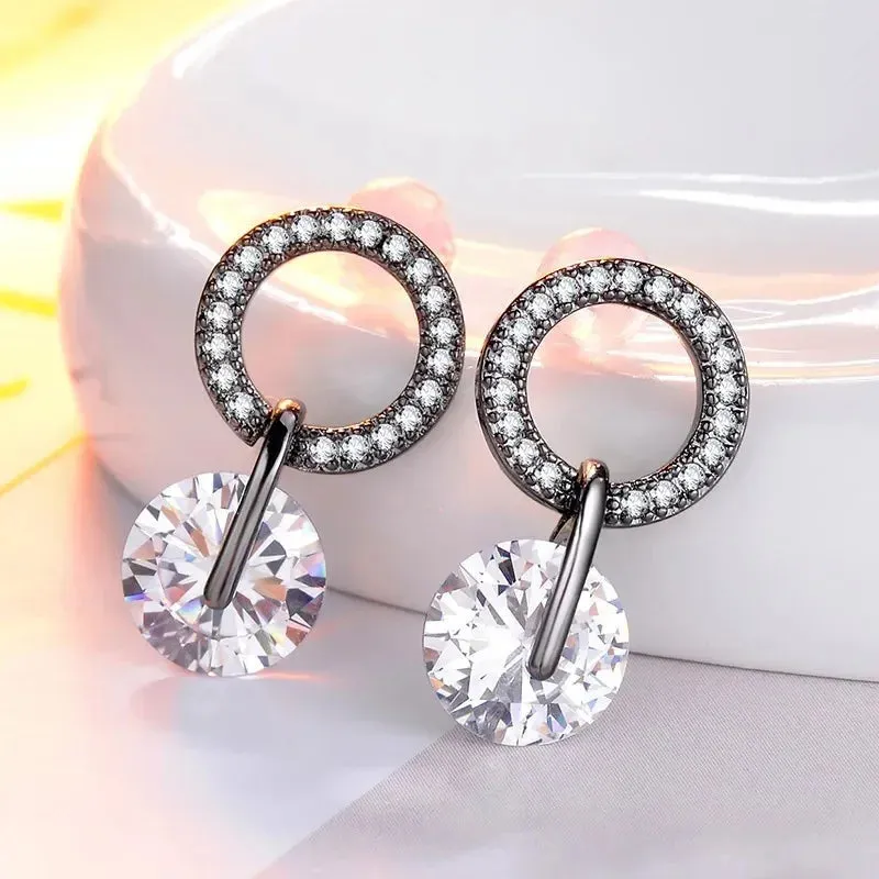 Ne'w Delicate Hollow Out Circle Stud Earrings Full Paved CZ Stone Simple Stylish Women's Earring Daily Collocation Accessories