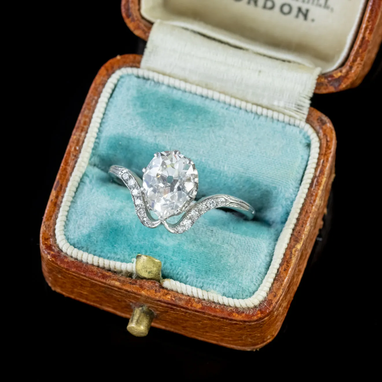 Teardrop Diamond Ring Platinum 1.81Ct Diamond
