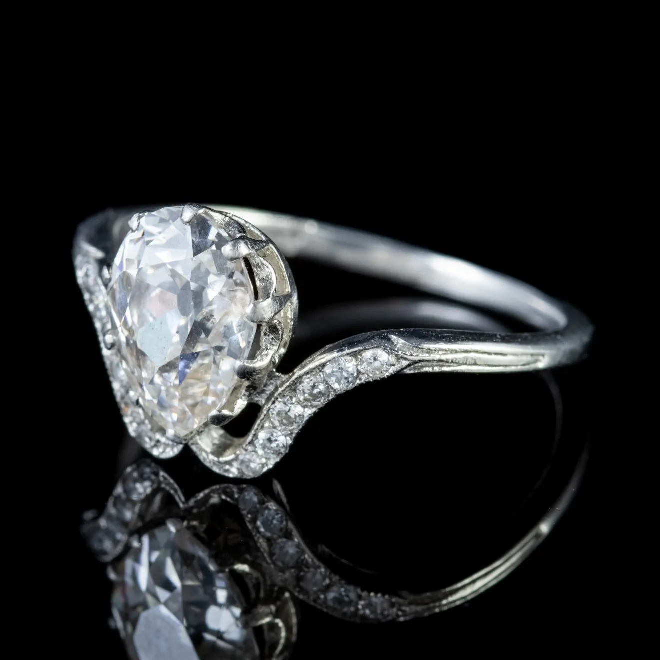 Teardrop Diamond Ring Platinum 1.81Ct Diamond