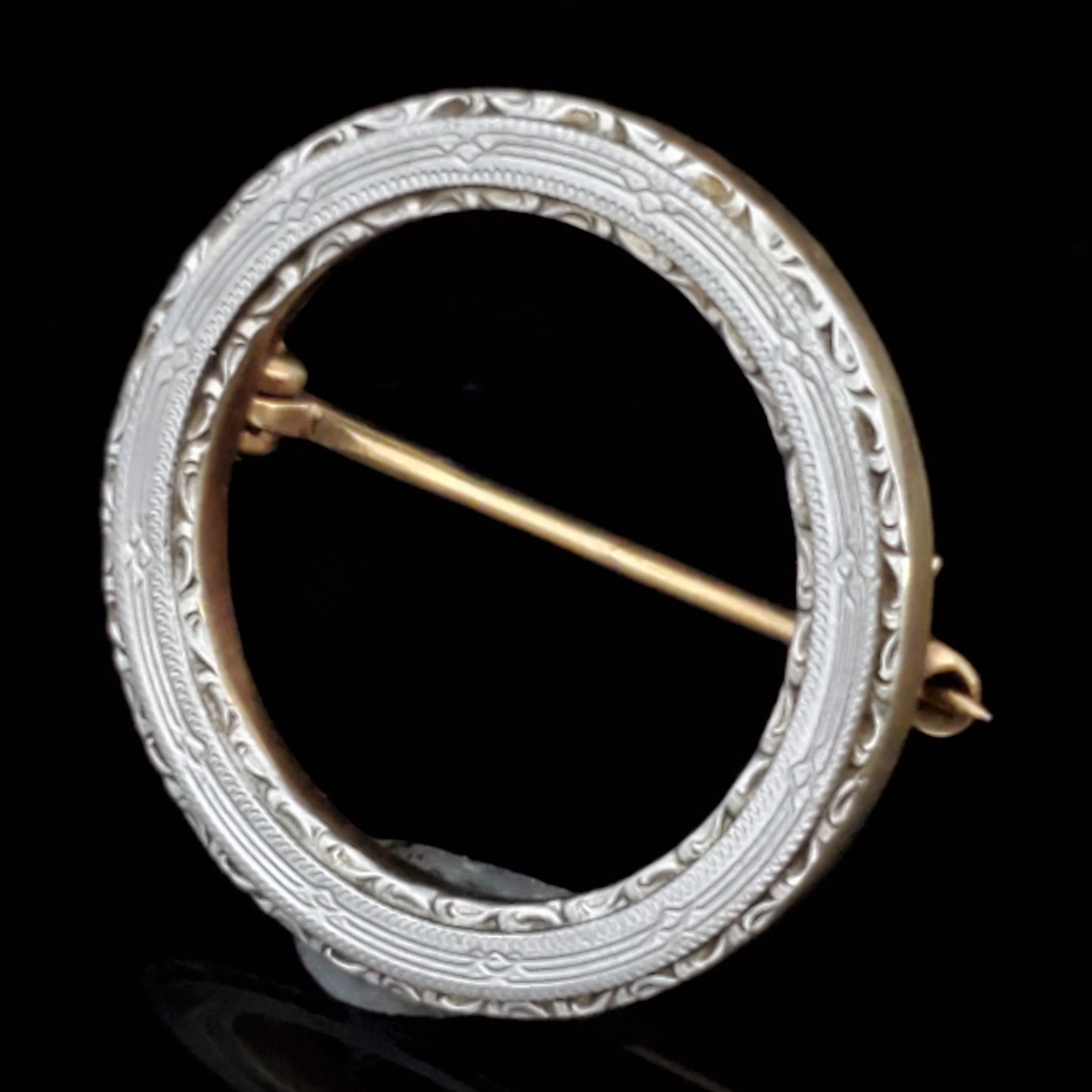 The Durham - Krementz Art Deco Era 14k Gold Brooch