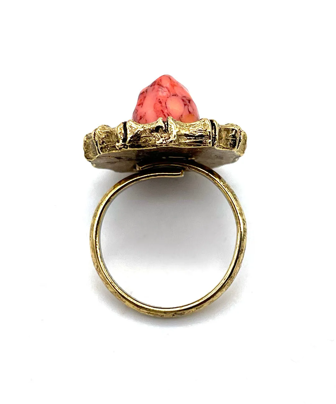 【USA輸入】ヴィンテージ VOGUE サーモンピンク ルーサイト リング/Vintage VOGUE Pink Lucite Ring