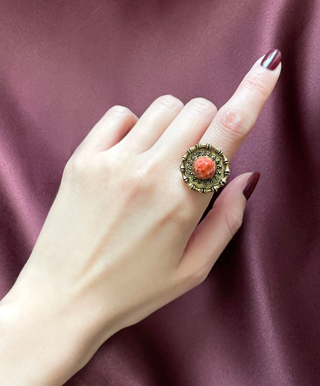 【USA輸入】ヴィンテージ VOGUE サーモンピンク ルーサイト リング/Vintage VOGUE Pink Lucite Ring
