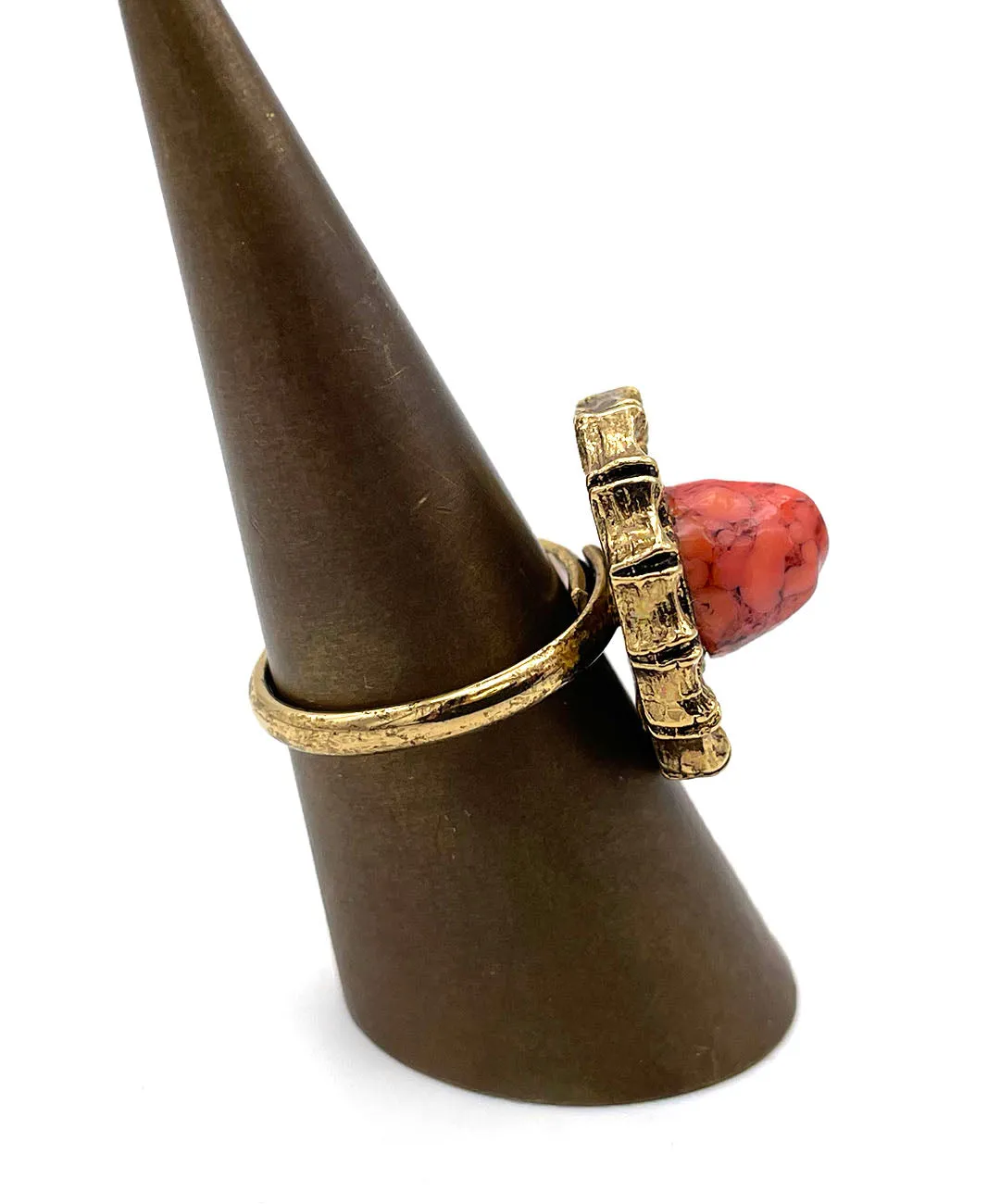 【USA輸入】ヴィンテージ VOGUE サーモンピンク ルーサイト リング/Vintage VOGUE Pink Lucite Ring