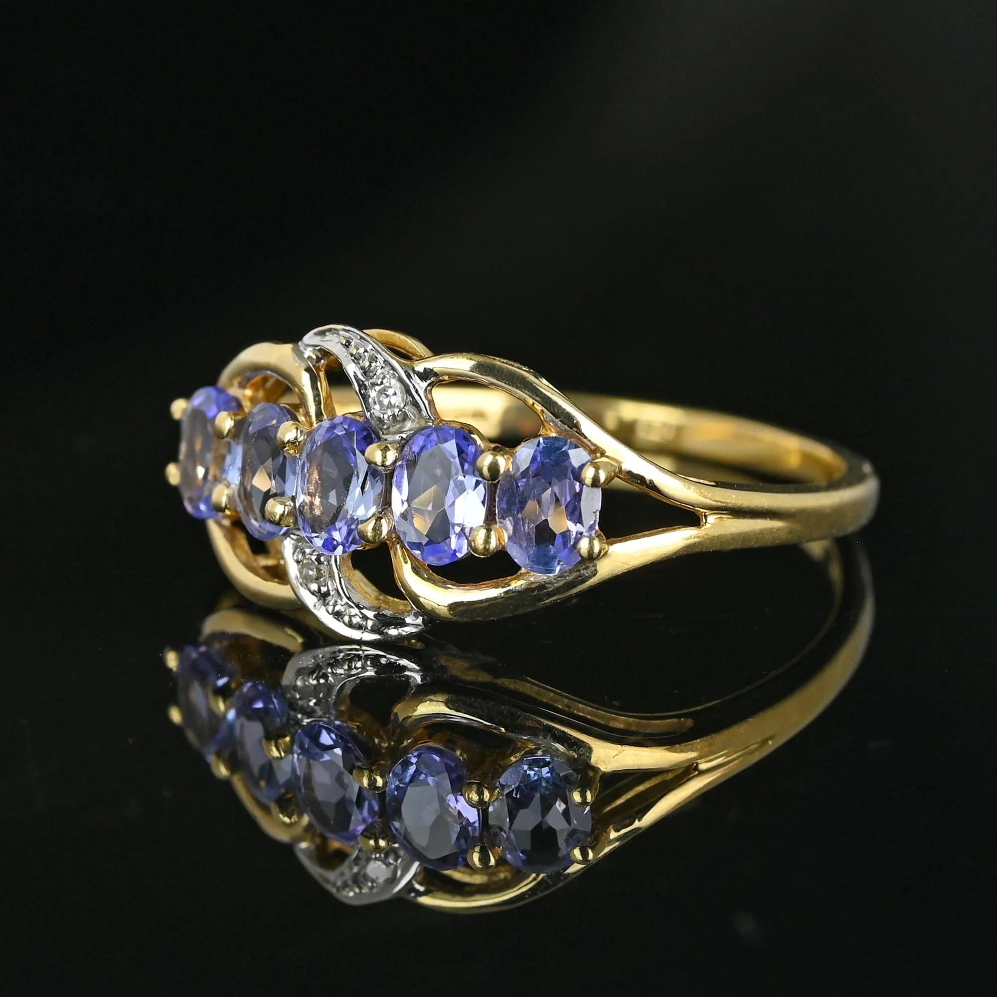 Vintage 14K Gold Diamond Five Stone Tanzanite Ring