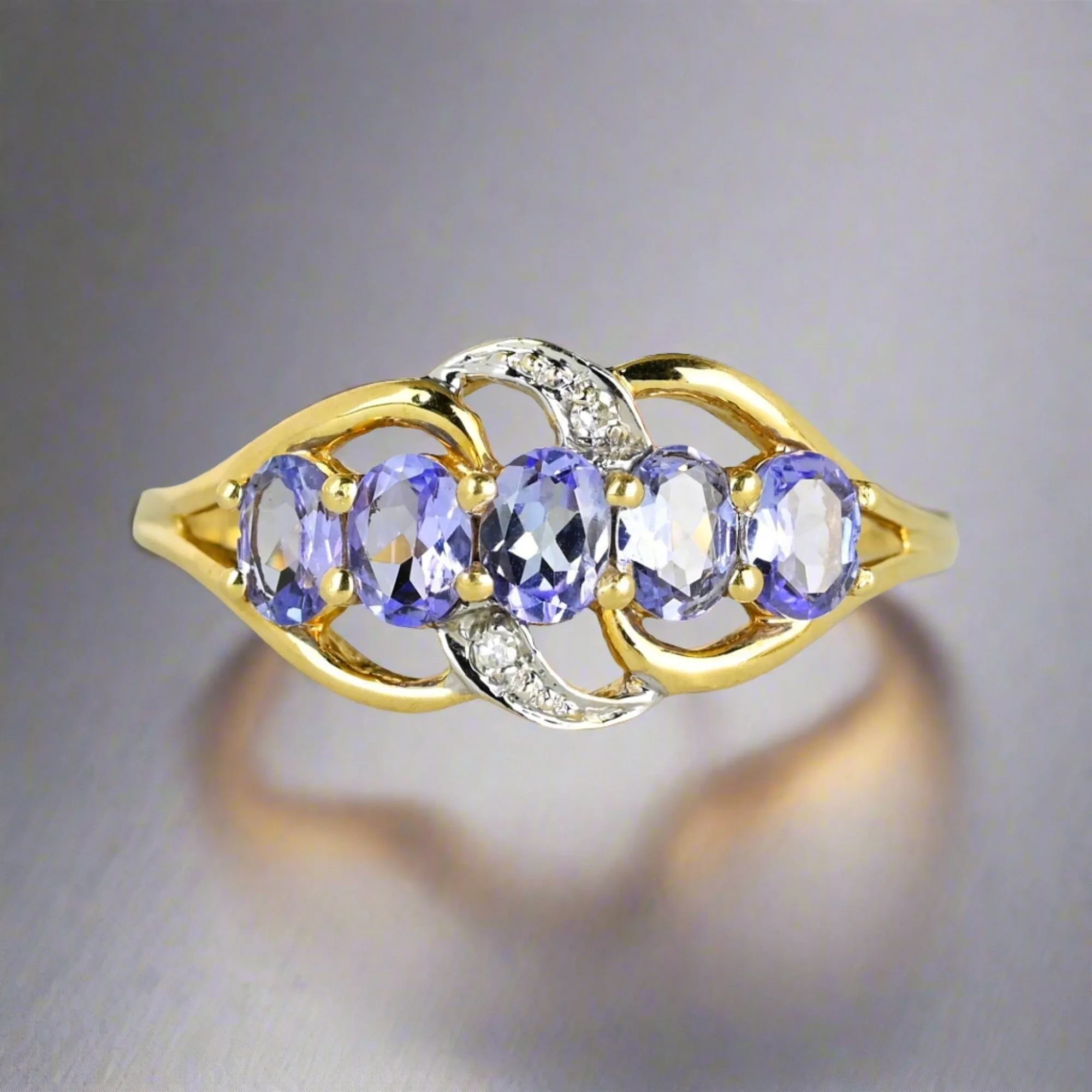Vintage 14K Gold Diamond Five Stone Tanzanite Ring