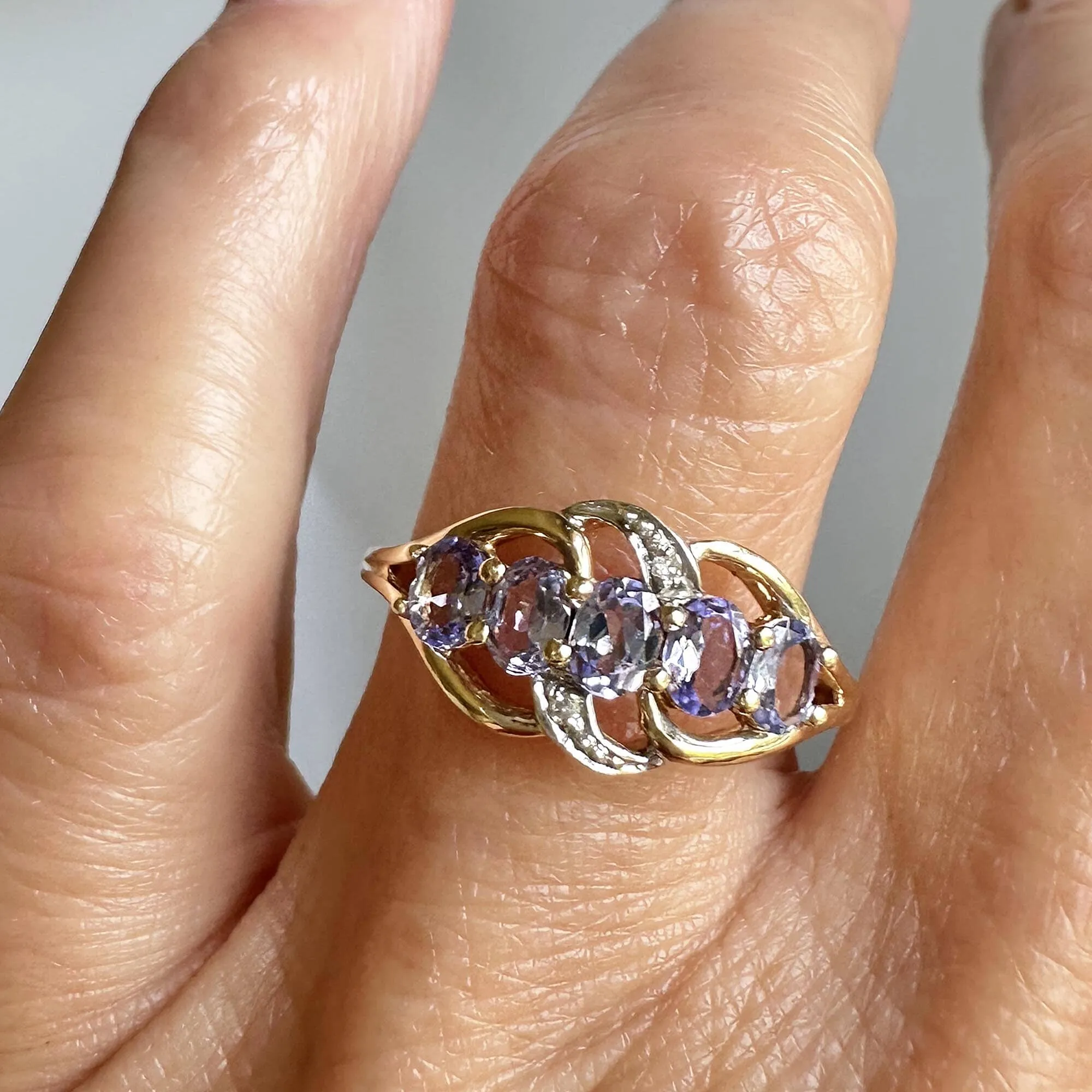 Vintage 14K Gold Diamond Five Stone Tanzanite Ring