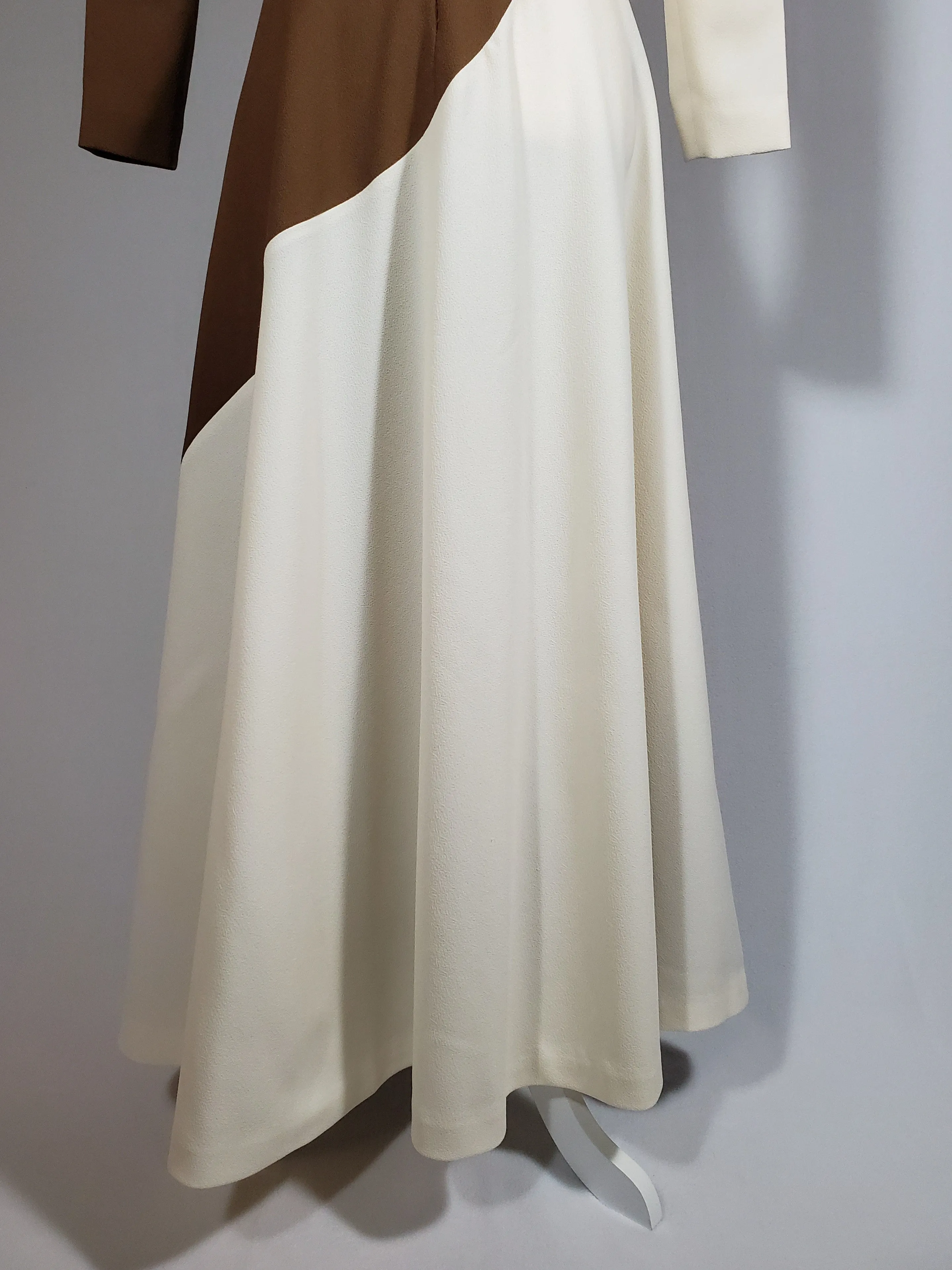 Vintage At-Home Dress from the VOGUE PARIS ORIGINAL LANVIN Pattern 2576 ca. 1970’s